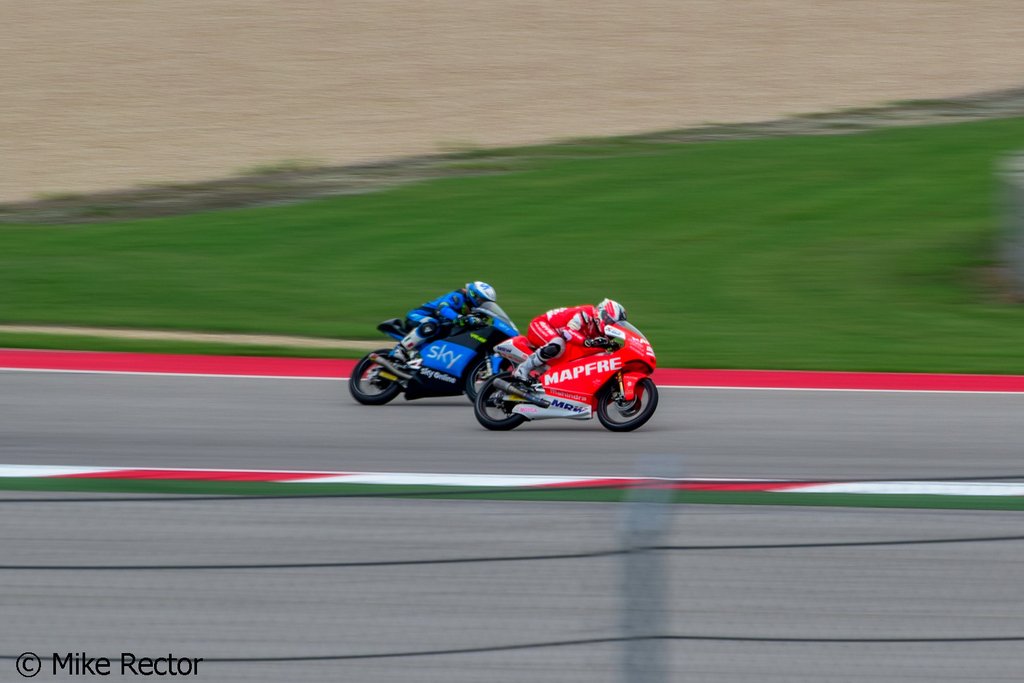 2015.04.11-Moto3 Practice (105).jpg